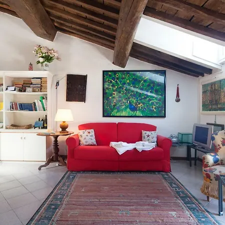 Magnolia Apartment *
